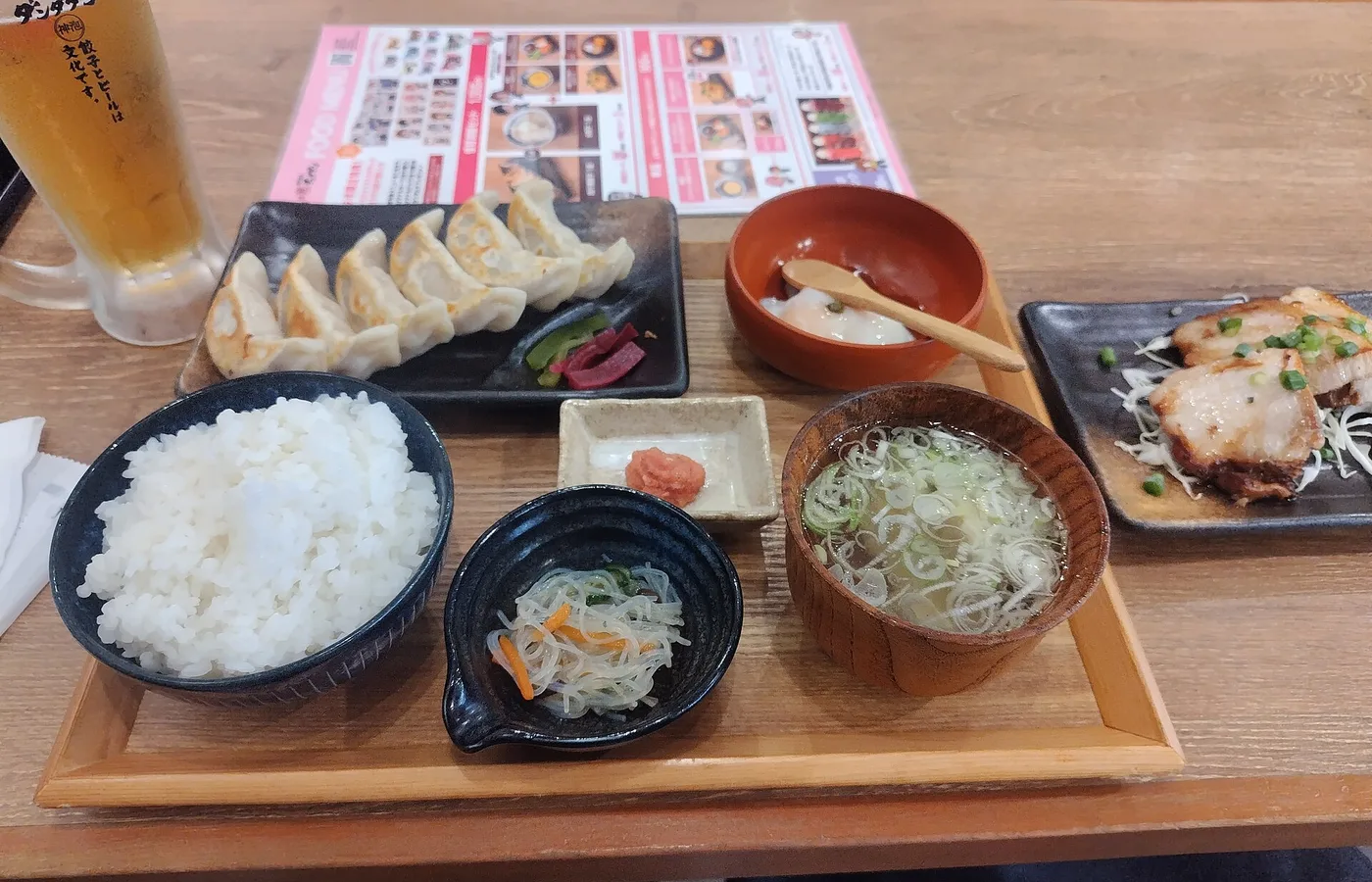 上野周辺で選ぶ昼食のイメージ。特定の店舗や提供内容を示すものではありません